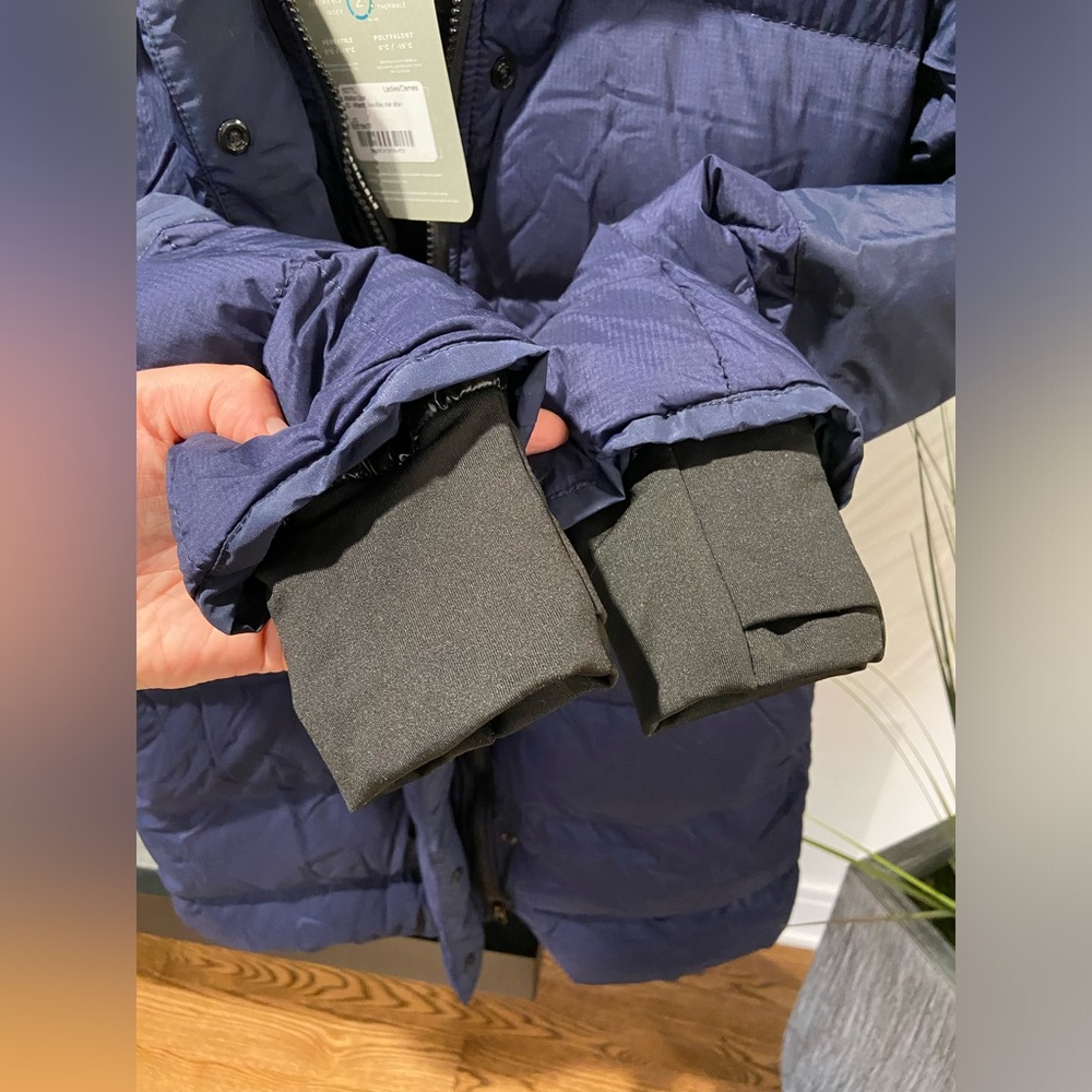 Canada Goose Alliston Down Coat - Picture 6 of 12